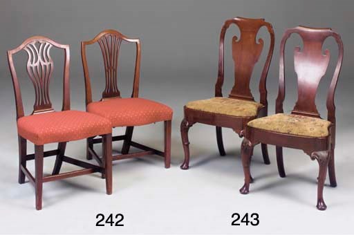 A SET OF SIX MAHOGANY DINING CHAIRS
