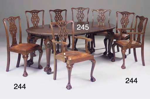 A SET OF EIGHT MAHOGANY DINING CHAIRS