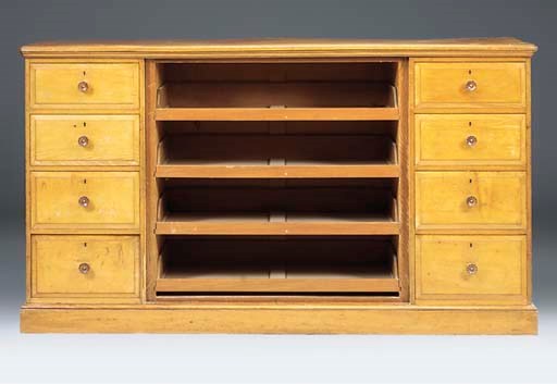 A MID VICTORIAN ASH AND ELM DWARF LINEN PRESS