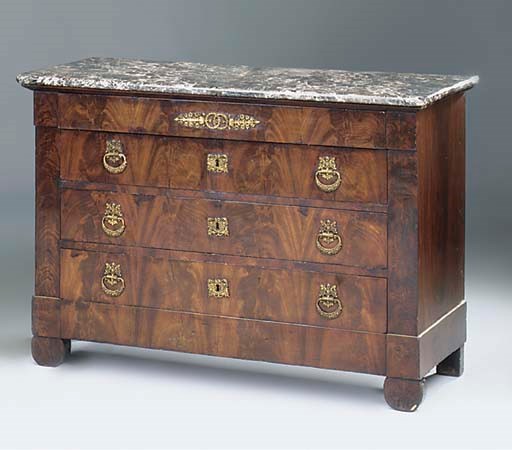 A FRENCH EMPIRE STYLE MAHOGANY COMMODE
