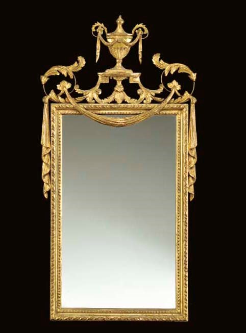AN ITALIAN NEOCALSSIC STYLE GILTWOOD MIRROR,