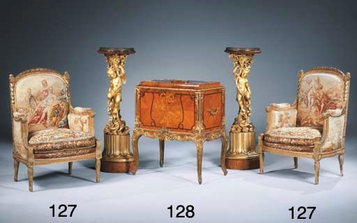 A pair of French giltwood bergeres
