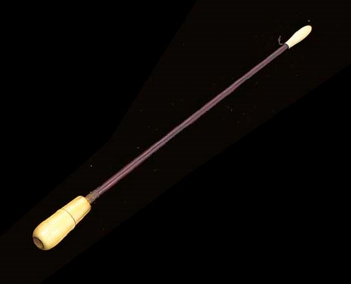 BAGUETTE DE CHEF D'ORCHESTRE