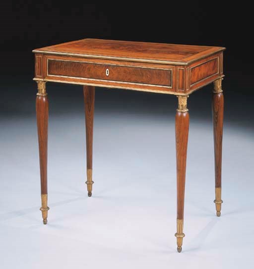 TABLE A VOLET DE LA FIN DU XVIIIème SIECLE