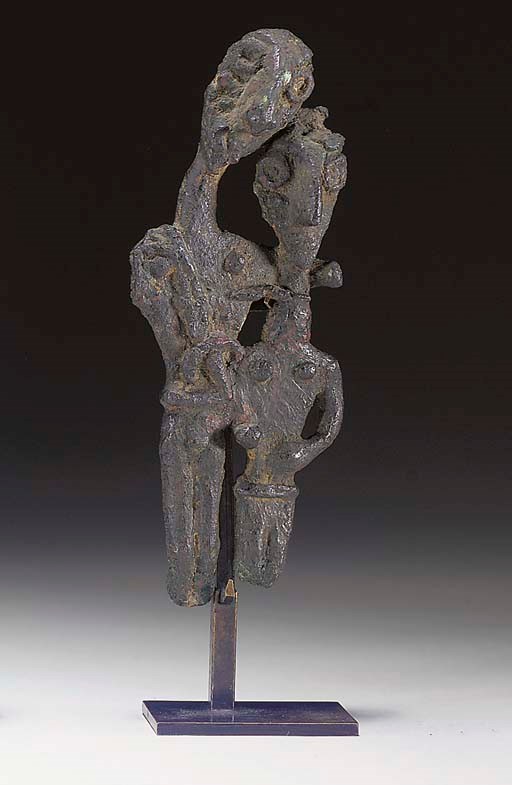 STATUETTE EN BRONZE