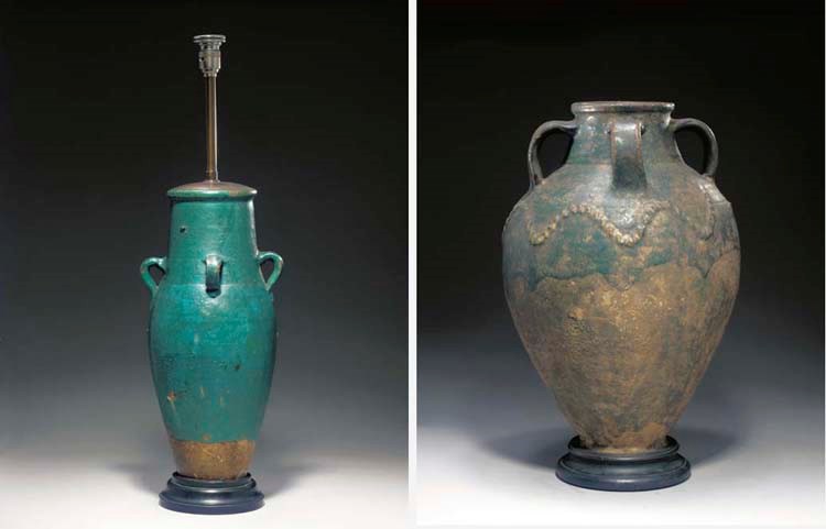 DEUX VASES EN TERRE CUITE PARTIELLEMENT EMAILLEE
