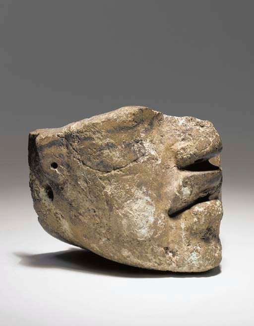 FRAGMENT DE TETE