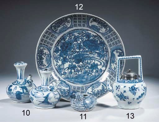 A Swatow blue and white saucer dish