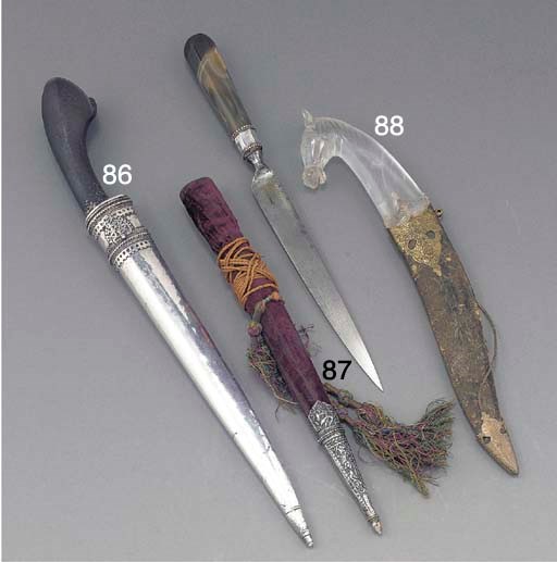 An Indian steel kard with agate handle, Early 19th Century