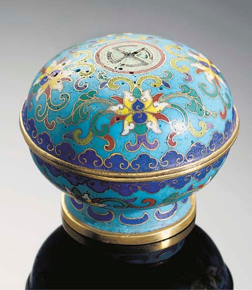 A cloisonne enamel circular box and cover, Qianlong four character mark and of the period
