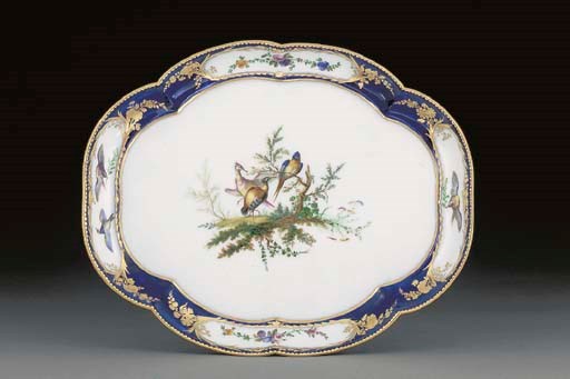 A Vincennes quatrefoil tray (plateau Herbert)