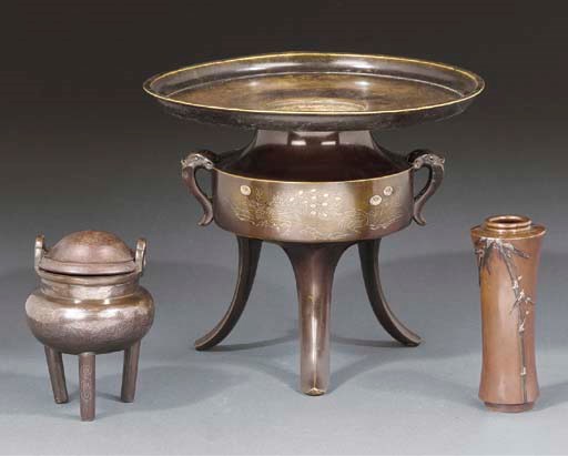 A silver inlaid bronze flower vase, 19th century