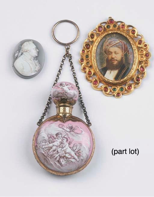 (6) A fine enamelled and silver-gilt mounted scent-bottle, a gold-framed miniature, an agathe cameo, a silver ring, an ivory purse and a silhouette miniature