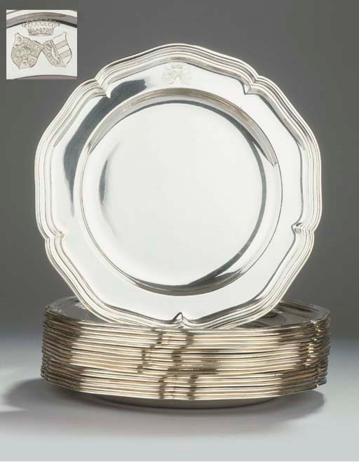 (18) Eighteen German silver dessert plates