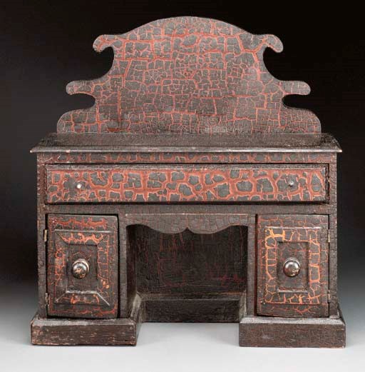 A PAINTED MINIATURE DRESSING TABLE
