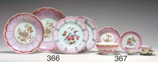 SIX LOTUS TEAWARES