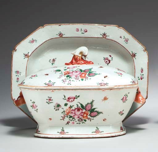 A FAMILLE ROSE SOUP TUREEN, COVER AND STAND