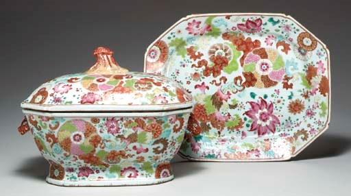 A 'PSEUDO TOBACCO LEAF' SOUP TUREEN, COVER AND STAND