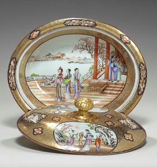 A PALACEWARE VEGETABLE TUREEN AND COVER