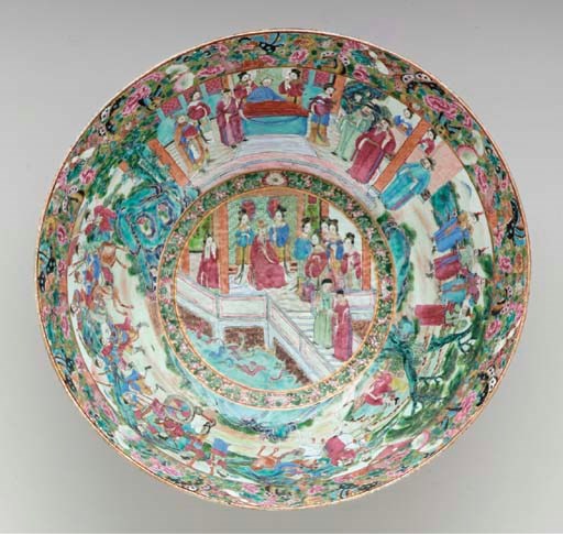 A LARGE 'CANTON FAMILLE ROSE' PUNCHBOWL
