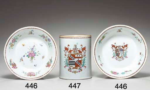 A FAMILLE ROSE ARMORIAL MUG