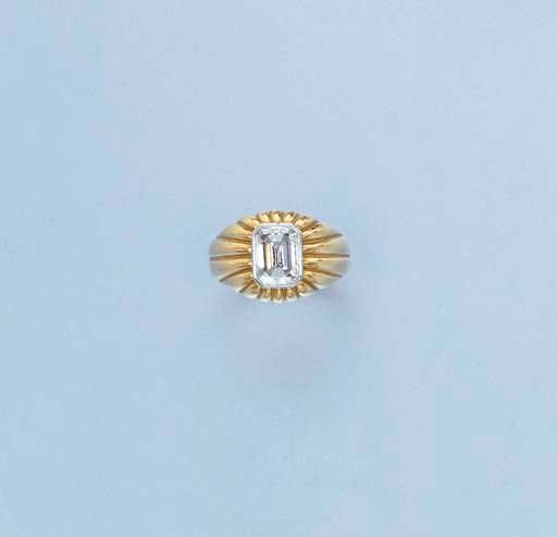 A DIAMOND SINGLE-STONE RING, BY VILLA