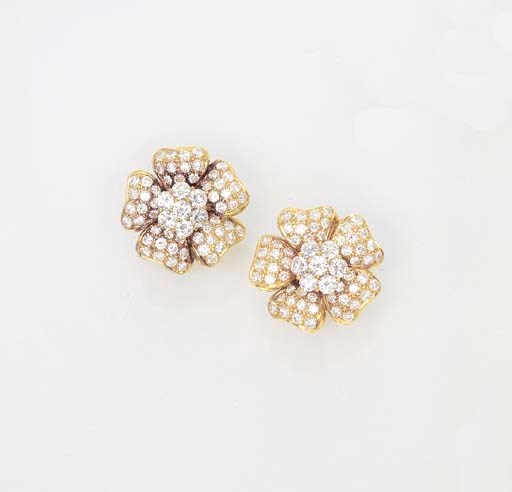 A PAIR OF DIAMOND FLORAL EAR CLIPS