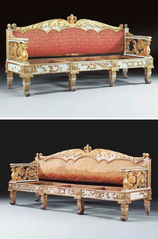DIVANO IN LEGNO INTAGLIATO, DIPINTO E DORATO, SICILIA, SECOLI XVIII, XIX,