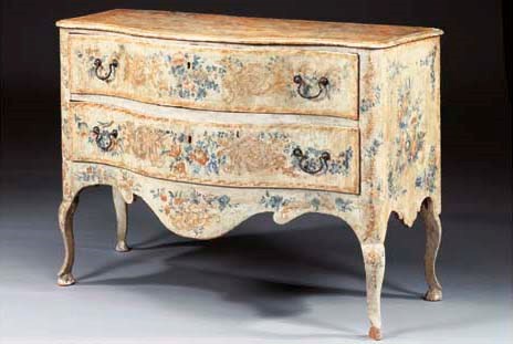 COMMODE IN LEGNO INTAGLIATO, DIPINTO E DORATO, SICILIA, METÀ SECOLO XVIII,