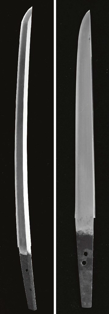 A Short Sword (Wakizashi) and a Dagger (Tanto)