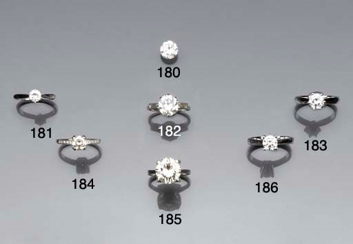 A diamond single stone ring,