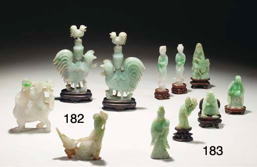 ENSEMBLE DE STATUETTES EN JADEITE