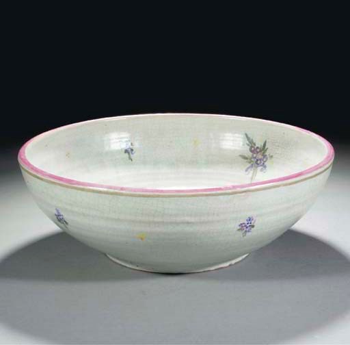A CSA BASIN DESIGNED BY TRUDA CARTER, 1921