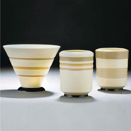 A POOLE POTTERY EVEREST VASE DESIGNED BY JOHN ADAMS, c.1930
