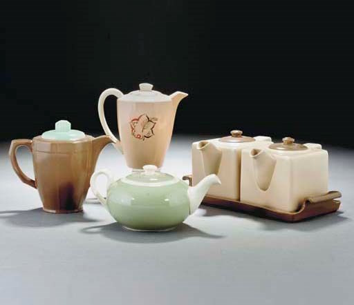 A LARGE QUANTITY OF POOLE POTTERY TEAWARES, 1930's-50's