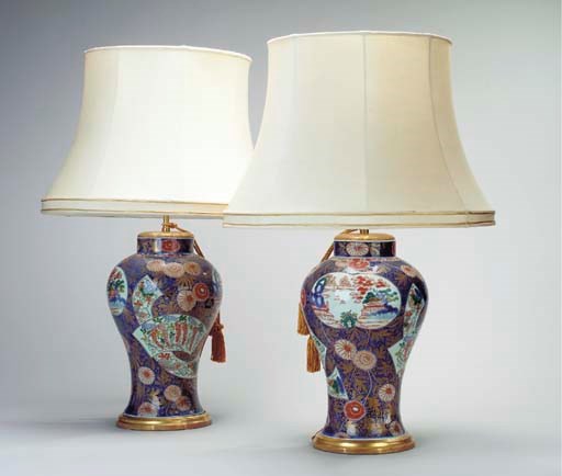 A PAIR OF CHINESE IMARI BALUSTER VASES MOUNTED AS LAMPS