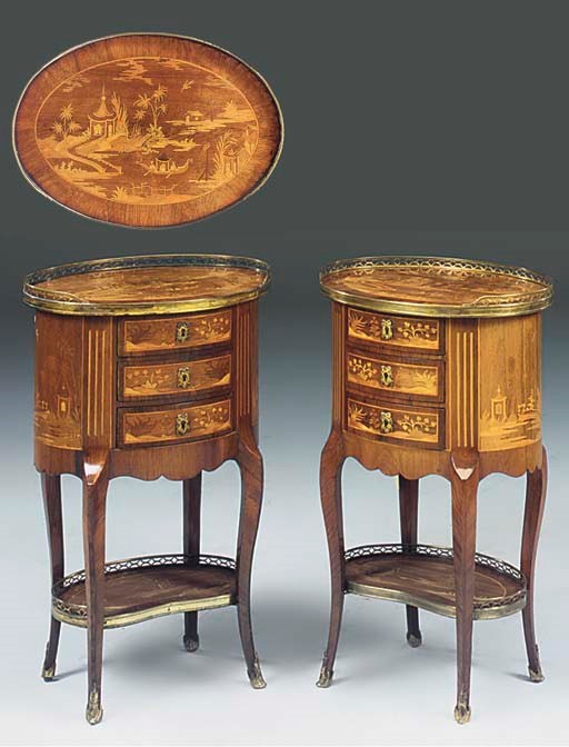 A PAIR OF FRENCH KINGWOOD AND MARQUETRY OVAL GUERIDONS