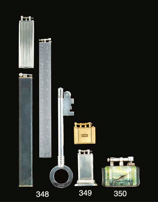 A DUNHILL 'AQUARIUM' TABLE LIGHTER