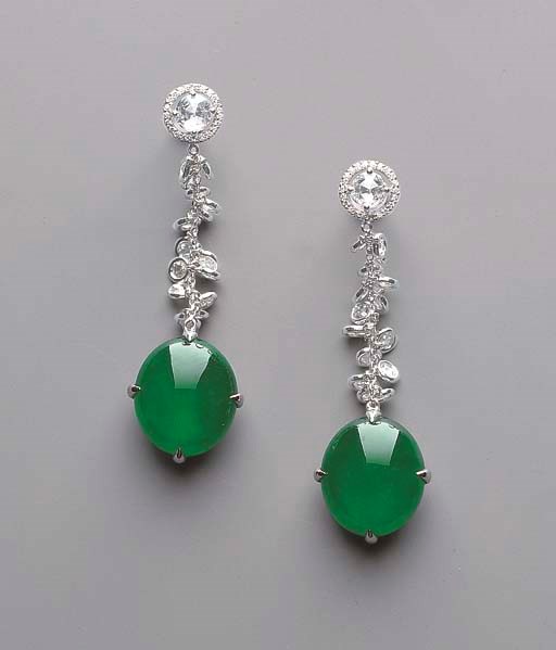 A PAIR OF JADEITE AND DIAMOND EAR PENDANTS