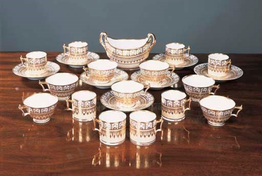 A Worcester (Flight, Barr & Barr) part tea and coffee service