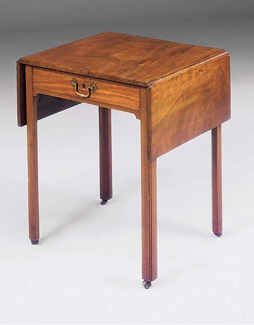 A GEORGE III MAHOGANY PEMBROKE TABLE