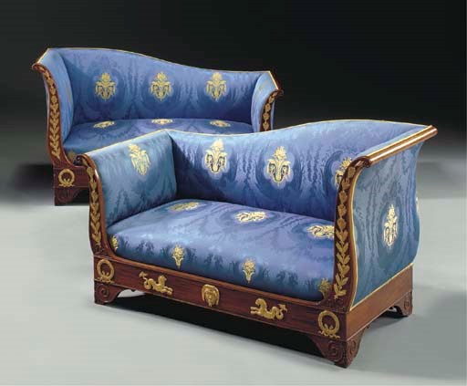 A PAIR OF GERMAN ORMOLU-MOUNTED MAHOGANY MEREDIENNES