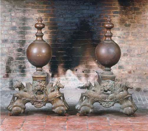 A PAIR OF DUTCH BRASS ANDIRONS
