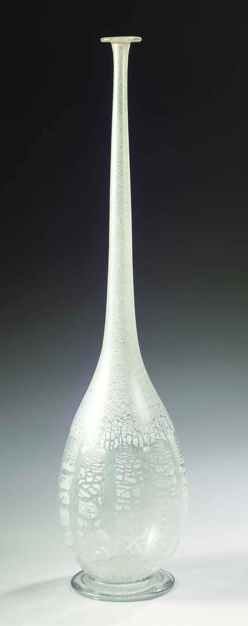 SERICA 7, A GLASS VASE