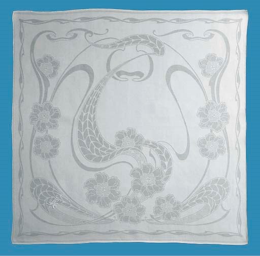 (21) A FINE AND LARGE DAMASK-LINNEN TABLECLOTH