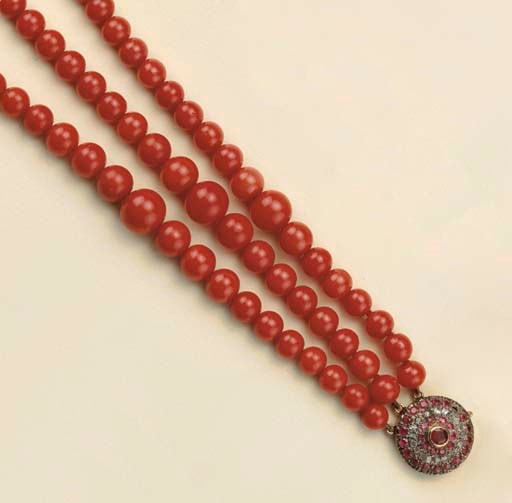 Collana in corallo, rubini e diamanti