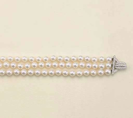 Collana in perle coltivate e brillanti