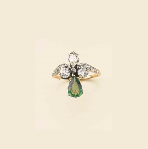Anello in oro con smeraldo e diamanti