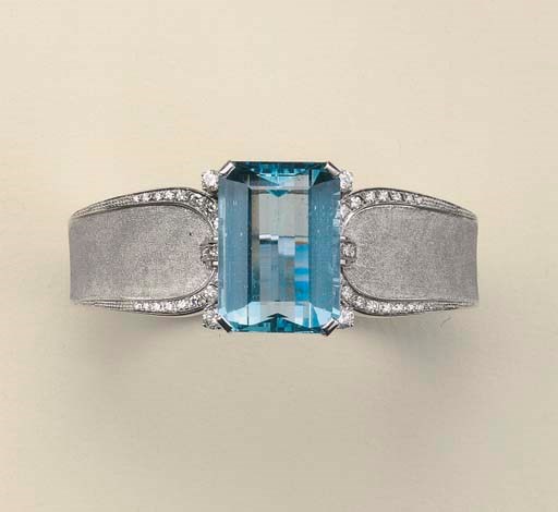 BRACCIALE IN ORO CON ACQUAMARINA E DIAMANTI