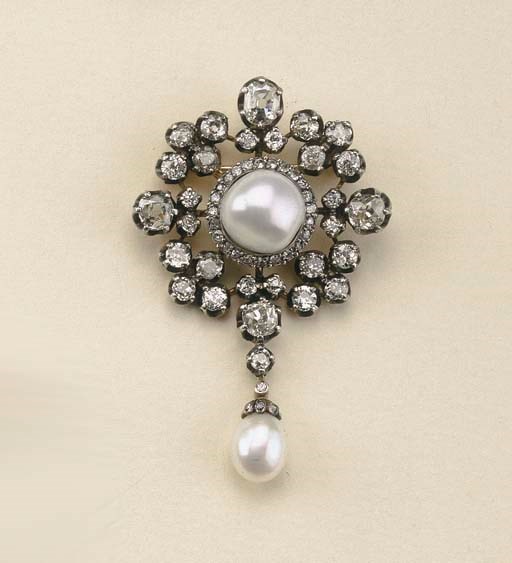 Spilla in argento e oro con brillanti taglio vecchio e perle coltivate